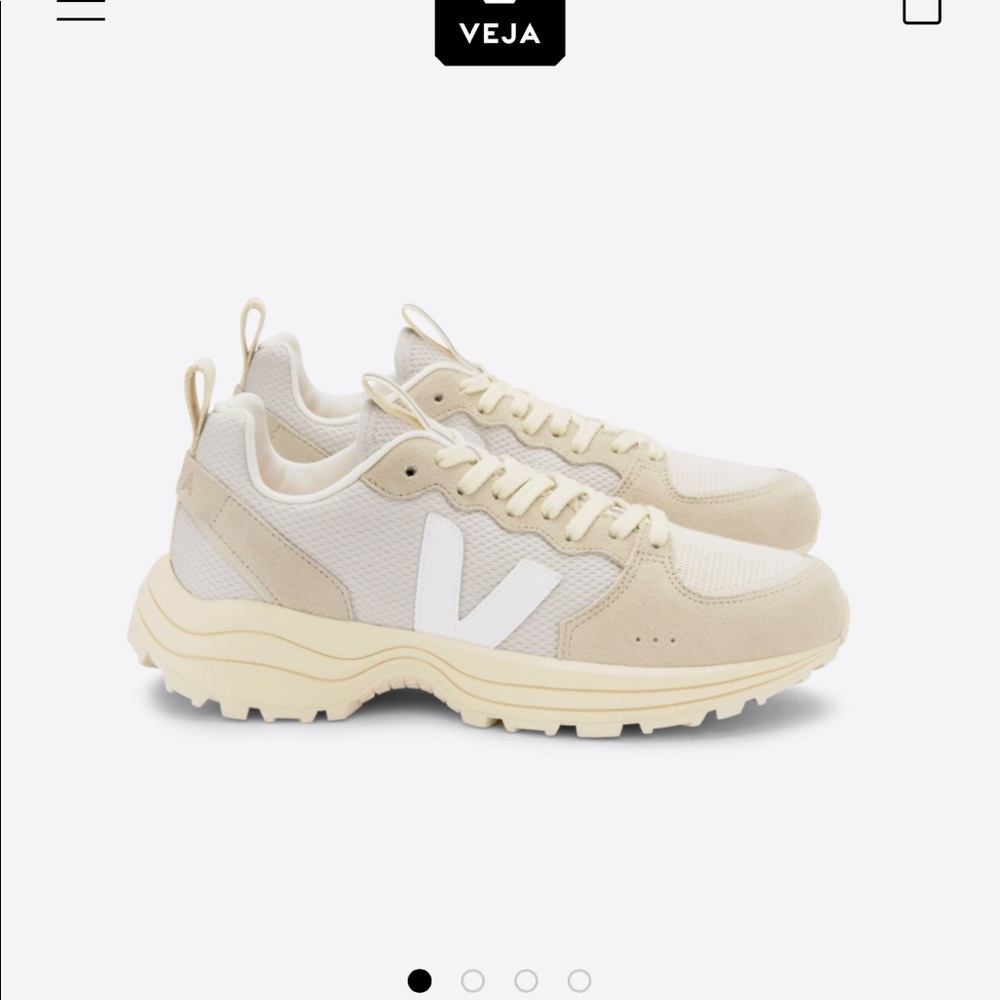 Veja Venturi Shoe in Alveomesh Natural White Butter size 6, like new condition